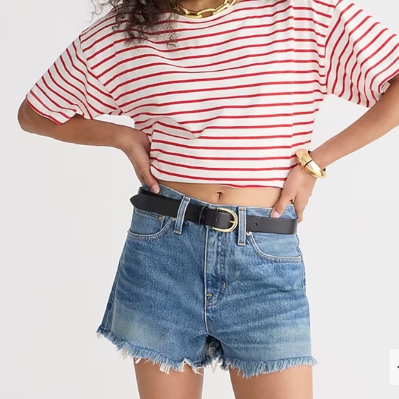 🆕 J. Crew Relaxed Denim Short in Baxter Street Wash • Womans Size 27 - Picture 2 of 8